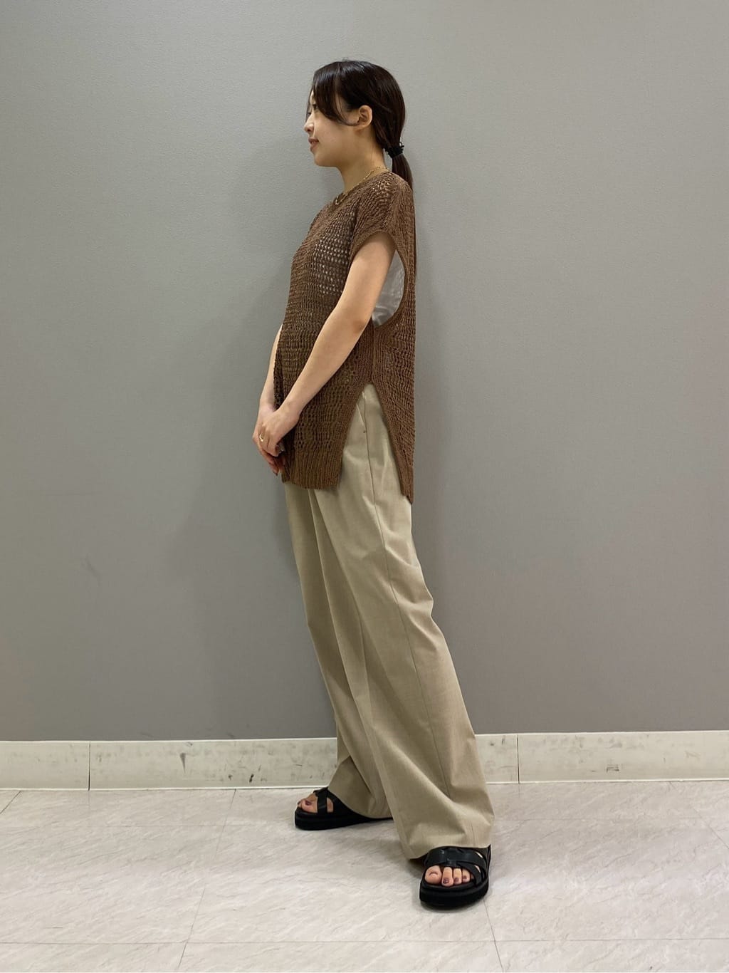 momoさんの「INDIVI｜【日本製】ビスチェインナータンクトップ」を使ったコーディネート