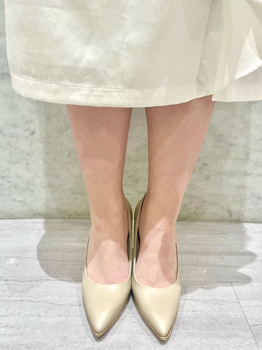 RISAさんの「ESPERANZA｜【レイン対応/12時間パンプス】約8.5cm　歩きやすくて疲れにくい」を使ったコーディネート