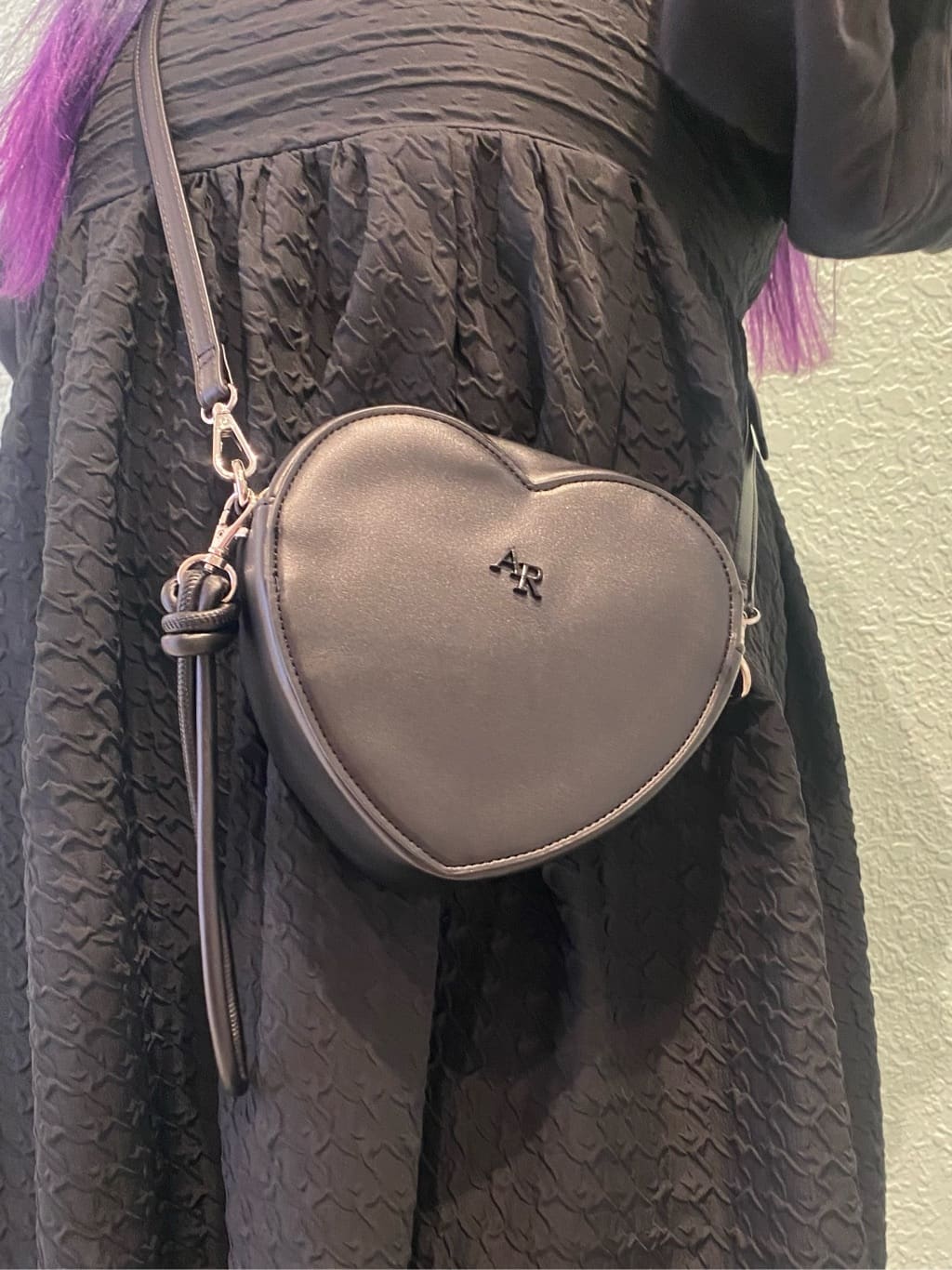 sayakaさんの「ESPERANZA｜ハート型2WAY ショルダーバッグ クラッチバッグ」を使ったコーディネート