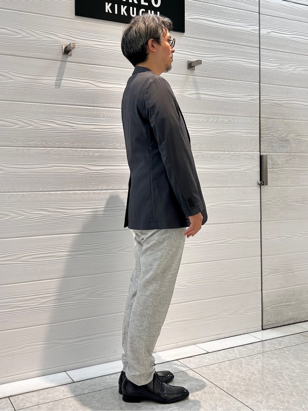 すーさんの「TAKEO KIKUCHI｜【尾州織】リネンブレンド メッシュパンツ」を使ったコーディネート