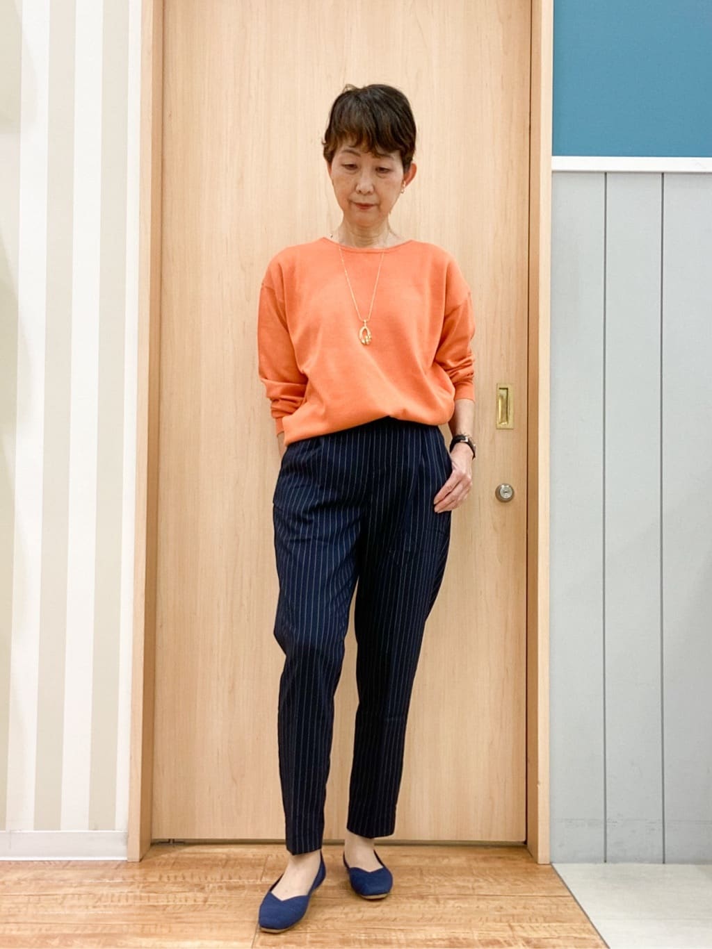 みぃさんの「SHOO･LA･RUE｜【洗える/SS-3L】すっきりキレイにかっこよく 大人のテーパードパンツ」を使ったコーディネート