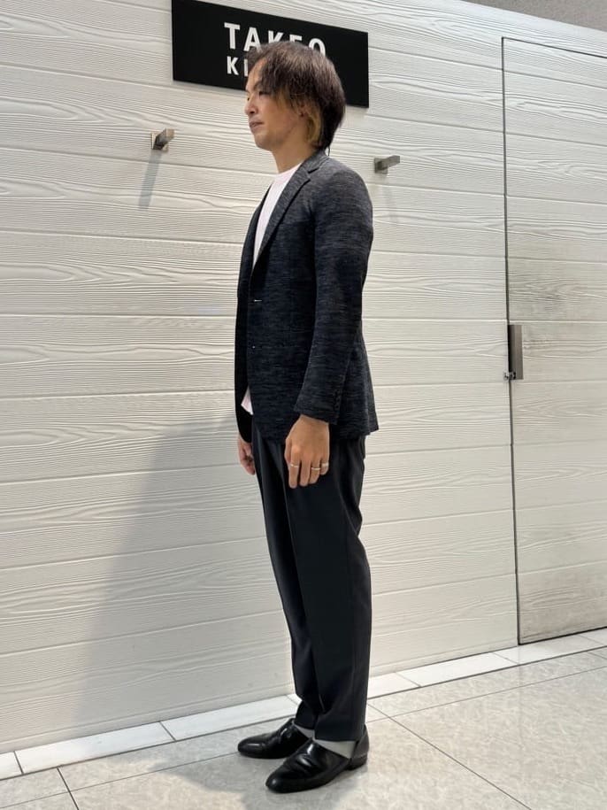 井出恭輔さんの「TAKEO KIKUCHI｜【尾州織】リネンブレンド メッシュ ジャケット」を使ったコーディネート