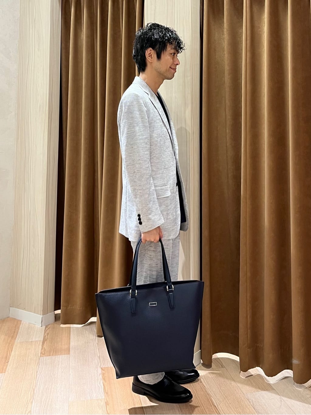 URAさんの「TAKEO KIKUCHI｜【尾州織】リネンブレンド メッシュ ジャケット」を使ったコーディネート