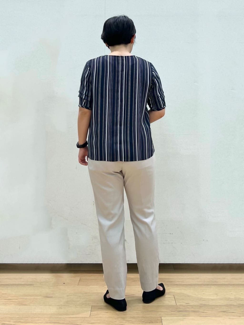 shimaさんの「INDIVI｜【洗える/UVケア/エコ/日本製】ストレッチノーカラージャケット」を使ったコーディネート