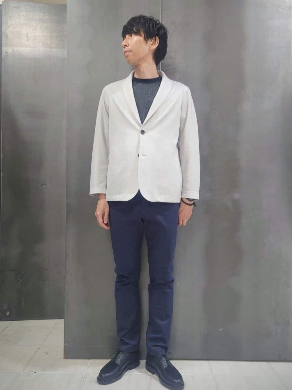 kawamuさんの「TAKEO KIKUCHI｜【全7サイズ&times;8色展開！】トップマルチヘリンボン パンツ」を使ったコーディネート