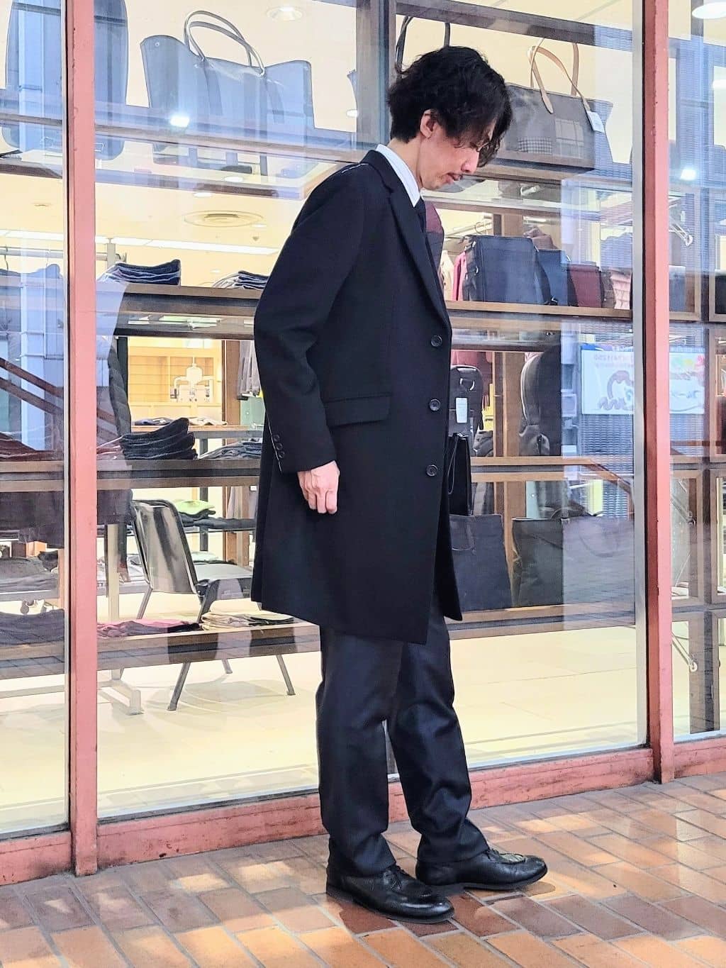 piroyaさんの「TAKEO KIKUCHI｜【Three by Three】シャイニーシャークピンヘッド スーツ/3ピース対応可」を使ったコーディネート