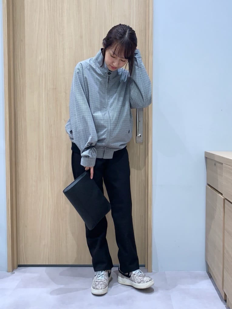 よぴさんの「TAKEO KIKUCHI｜【冠婚葬祭】ブラックレザー クラッチバッグ」を使ったコーディネート