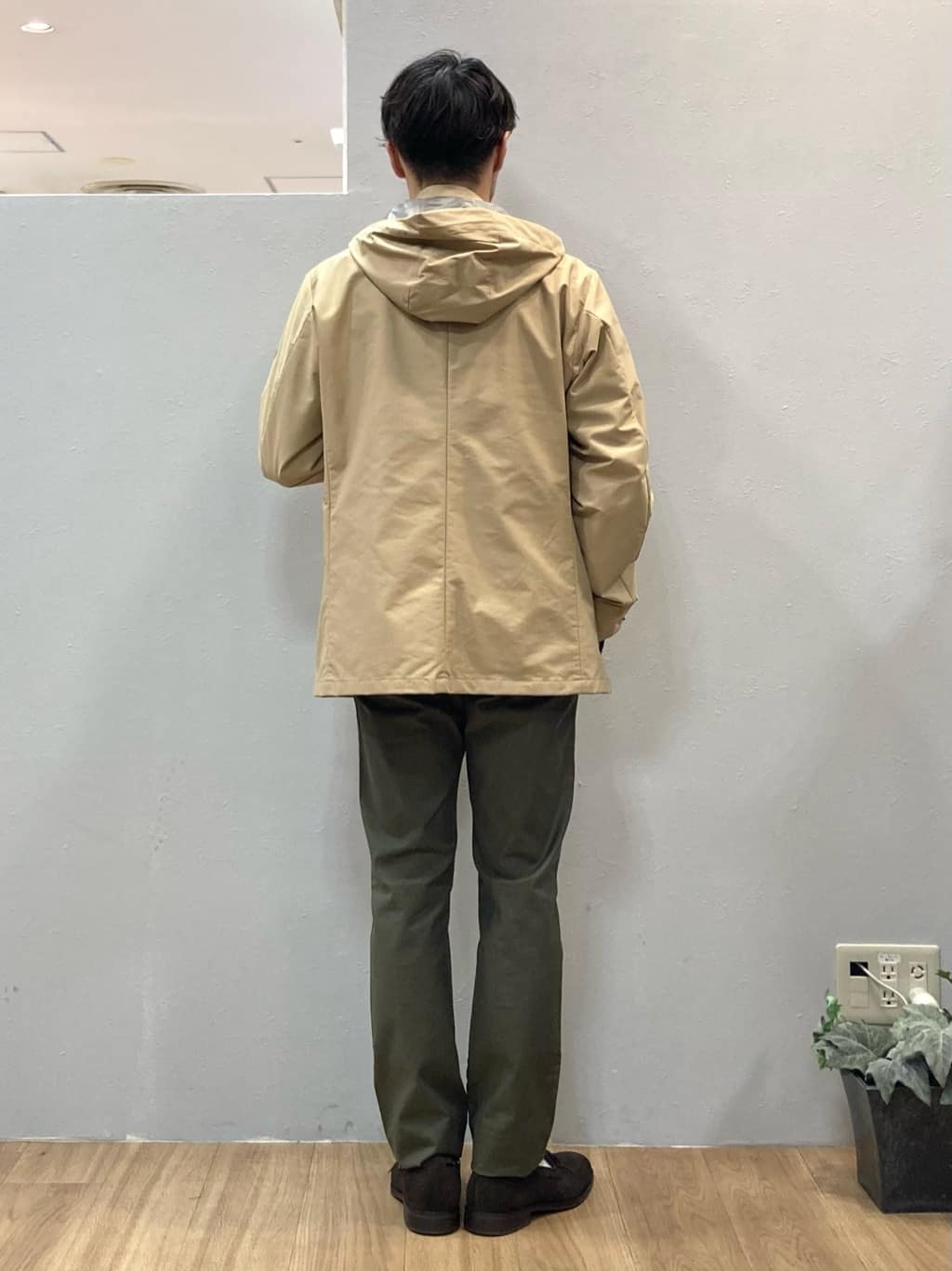 シュンさんの「TAKEO KIKUCHI｜【全7サイズ&times;8色展開！】トップマルチヘリンボン パンツ」を使ったコーディネート