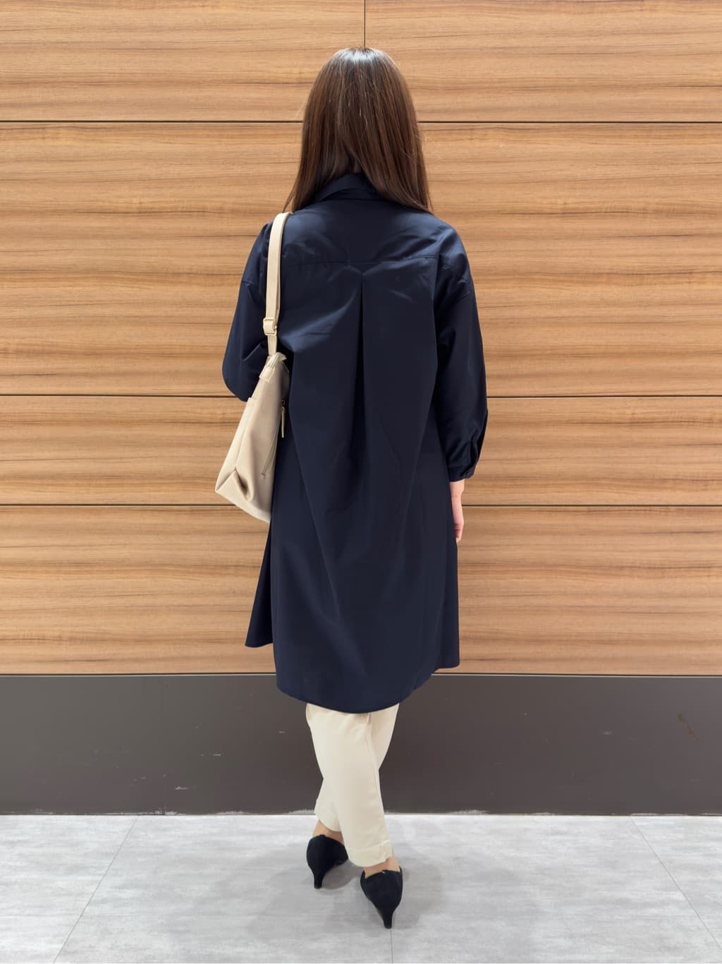 𝐂𝐡𝐢𝐢 &hearts;(ちー)さんの「SHOO･LA･RUE｜【SS-3L/無理せずスリム】 ぐんぐん伸びる イージーテーパードパンツ」を使ったコーディネート