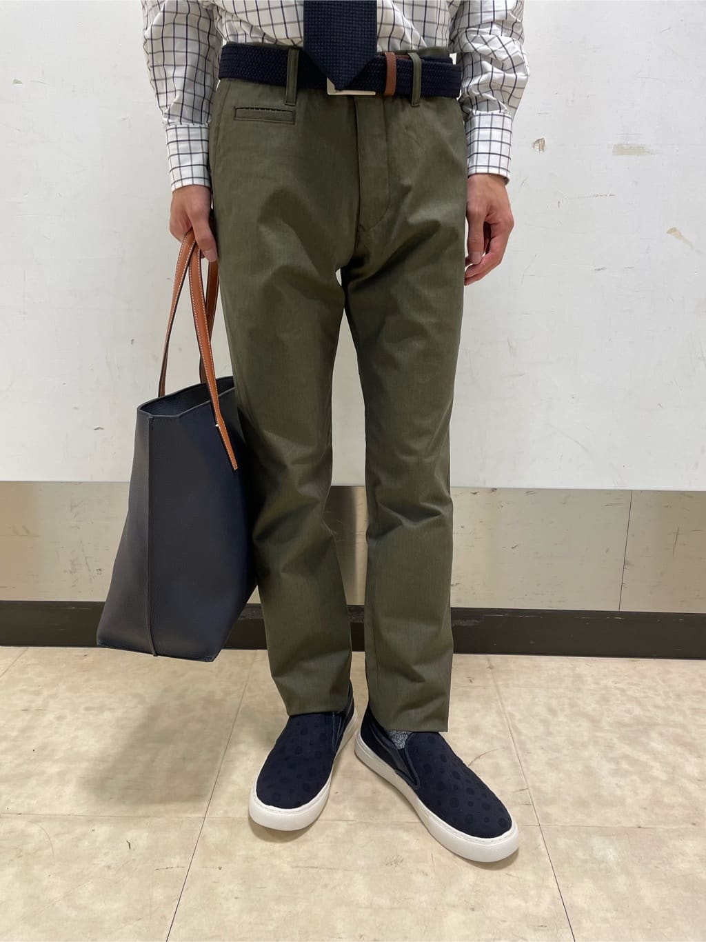 Okdさんの「TAKEO KIKUCHI｜【全7サイズ&times;8色展開！】トップマルチヘリンボン パンツ」を使ったコーディネート