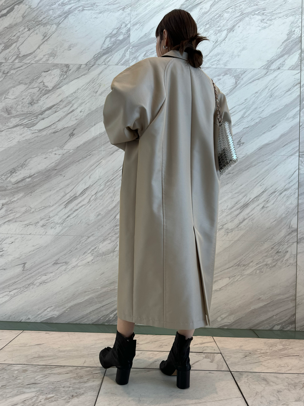 designer yukaさんの「CODE A｜balmacaan coat」を使ったコーディネート