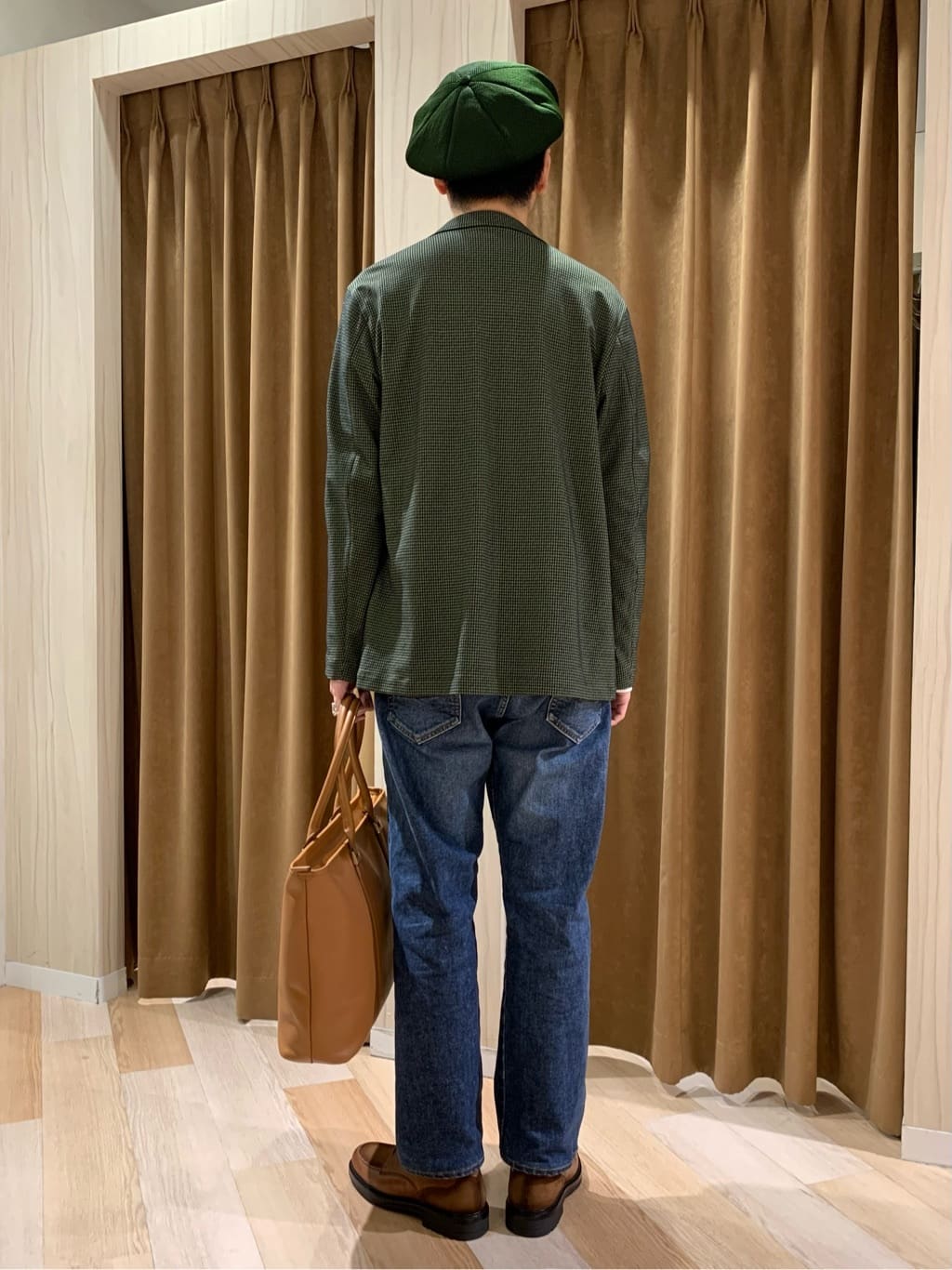 蒲谷祐太さんの「TAKEO KIKUCHI｜」を使ったコーディネート