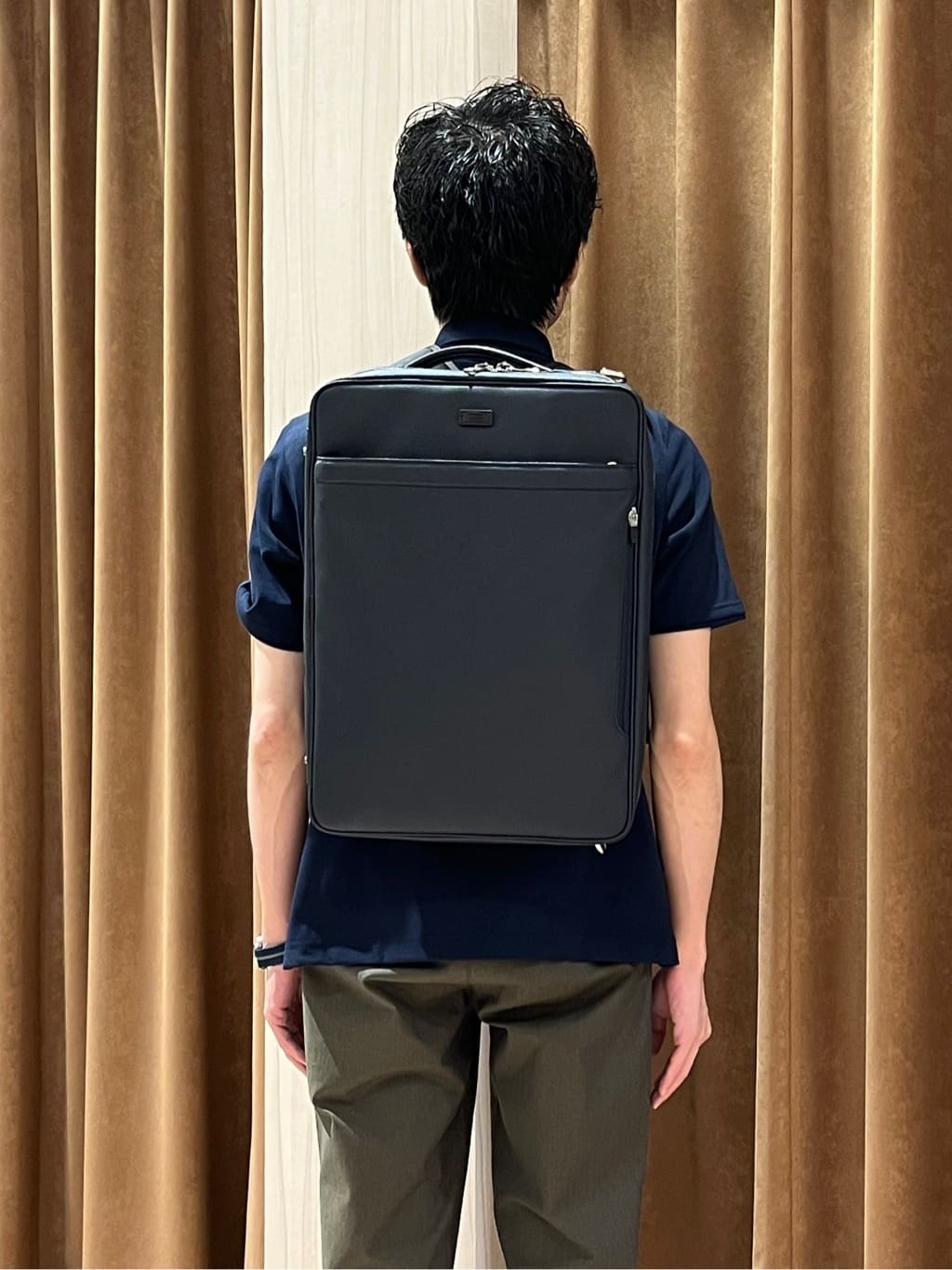 URAさんの「TAKEO KIKUCHI｜【全7サイズ&times;8色展開！】トップマルチヘリンボン パンツ」を使ったコーディネート