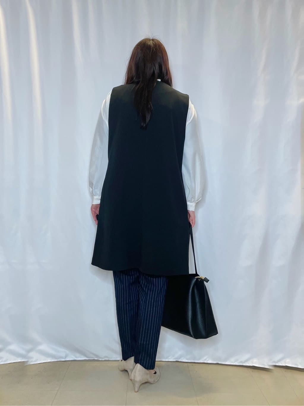 Ayaさんの「SHOO･LA･RUE｜【洗える/SS-3L】すっきりキレイにかっこよく 大人のテーパードパンツ」を使ったコーディネート