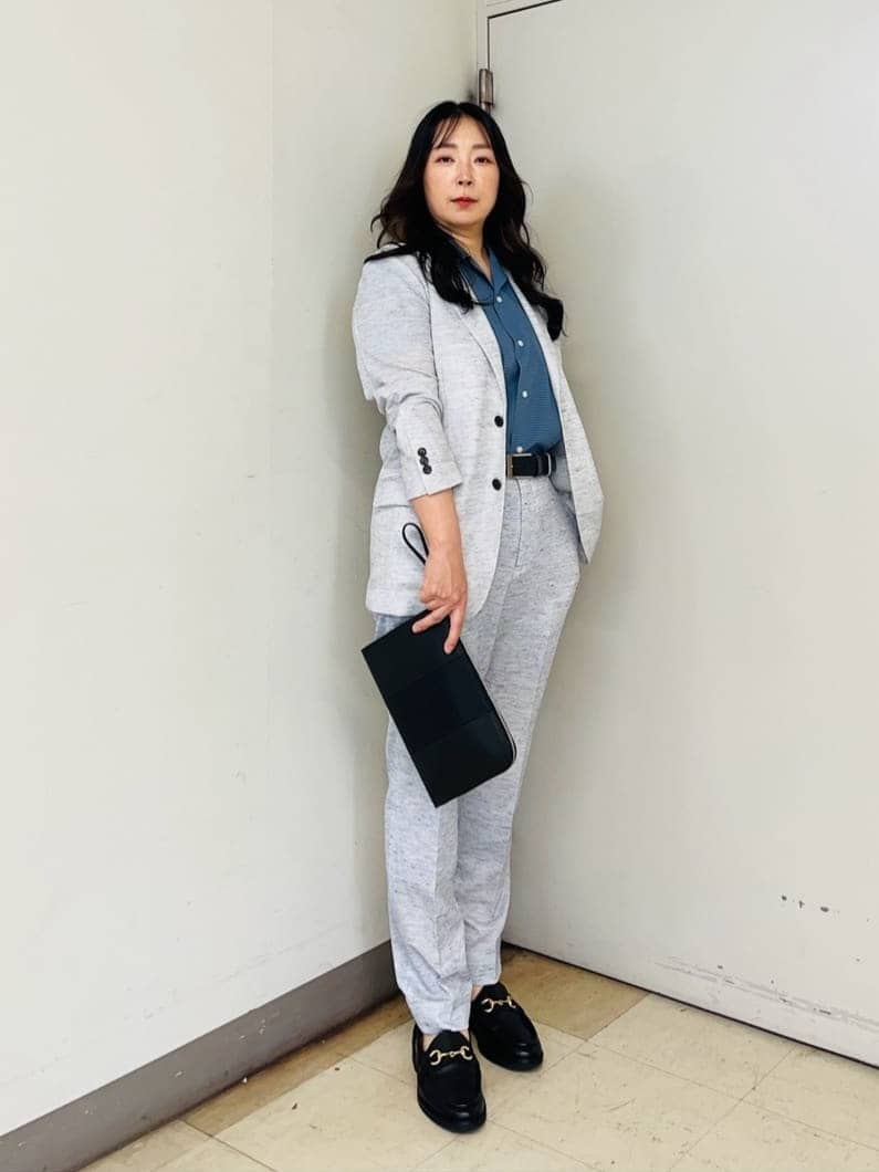 iwさんの「TAKEO KIKUCHI｜【尾州織】リネンブレンド メッシュ ジャケット」を使ったコーディネート