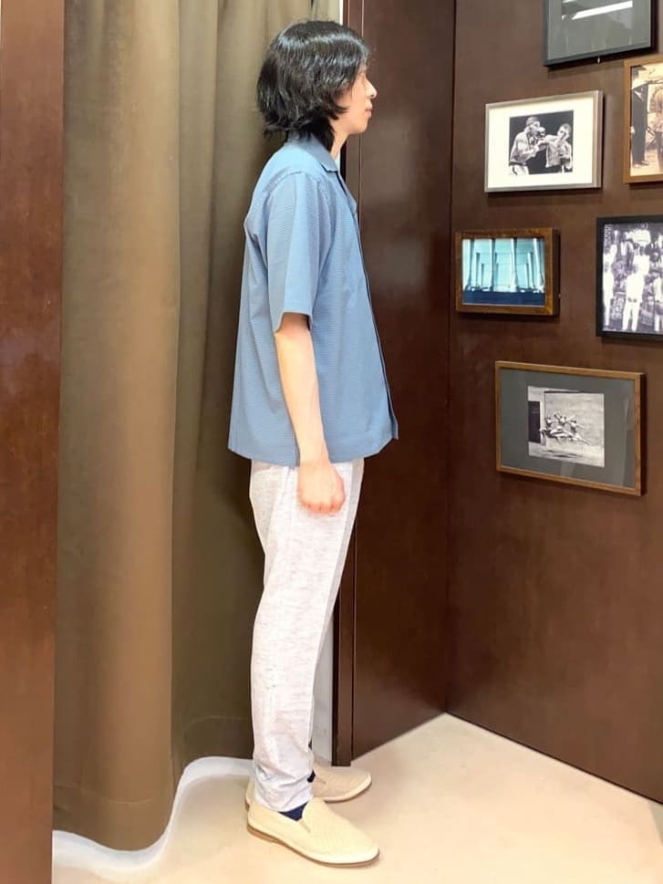 コバヤシさんの「TAKEO KIKUCHI｜【尾州織】リネンブレンド メッシュパンツ」を使ったコーディネート