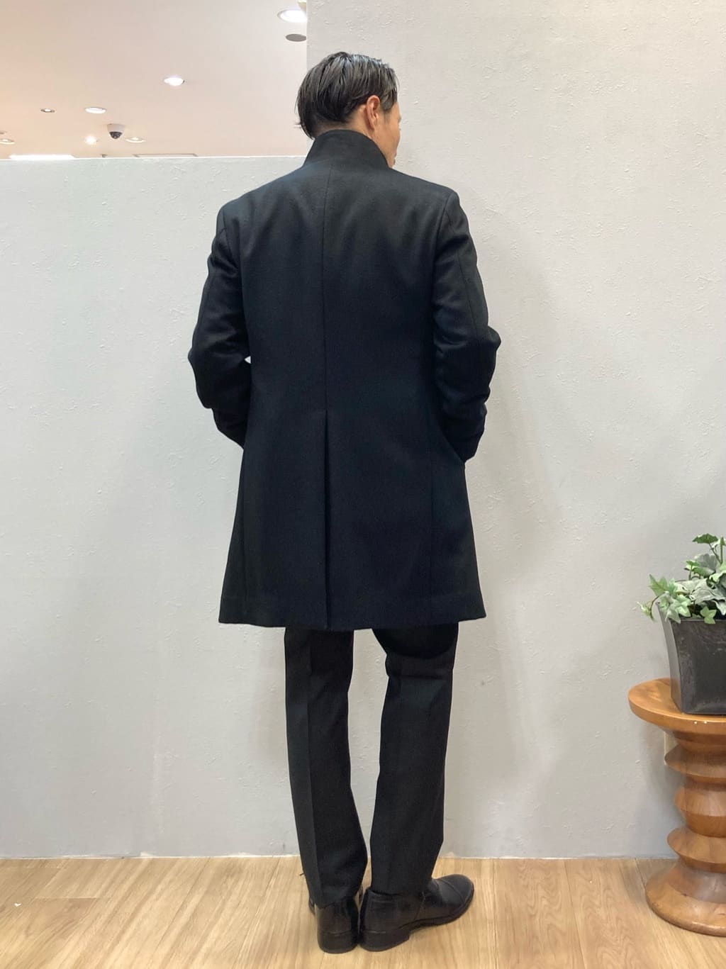 シュンさんの「TAKEO KIKUCHI｜【ウールカシミヤブレンド】ビーバー調 スタンドカラー コート」を使ったコーディネート