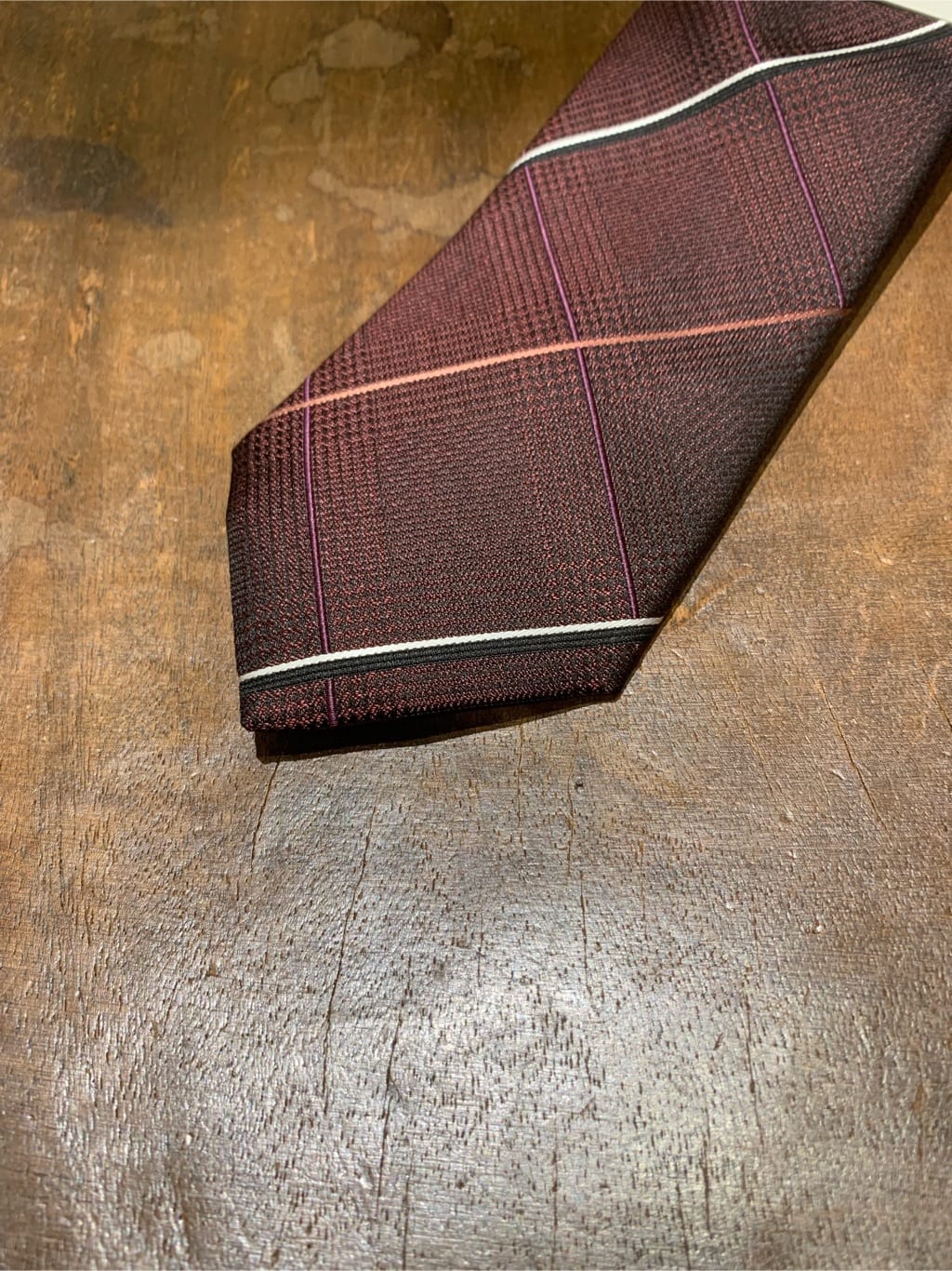 蒲谷祐太さんの「TAKEO KIKUCHI｜【Made in JAPAN】番千鳥ウィンドペン柄 ネクタイ」を使ったコーディネート