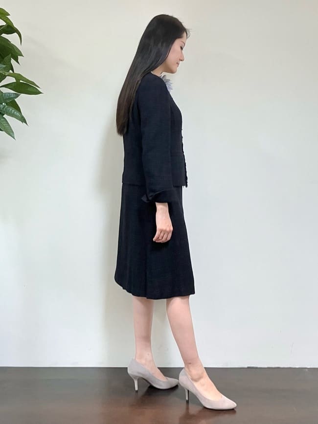 カレンさんの「UNTITLED｜【追加/日本製】ブーケフラワーコサージュ」を使ったコーディネート