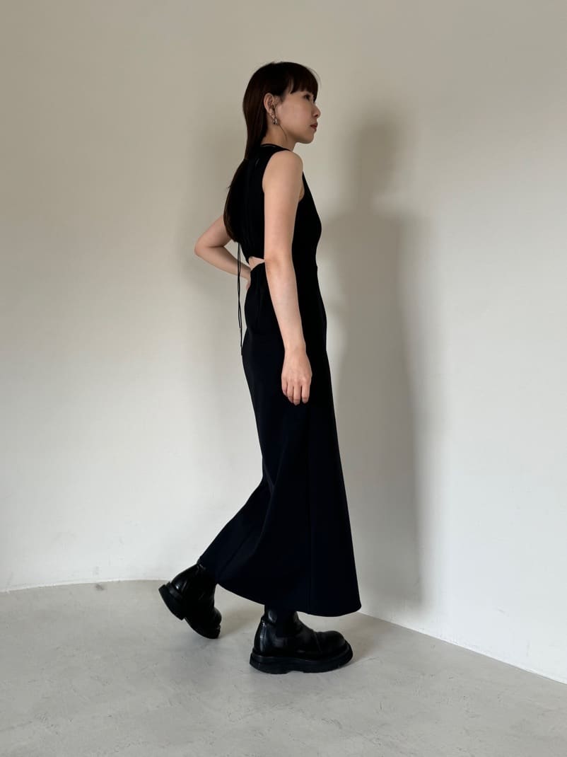 designer yukaさんの「CODE A｜slit jersey dress」を使ったコーディネート
