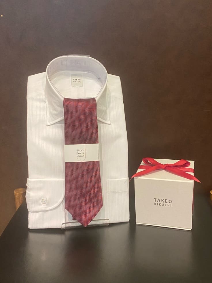 かわぴーさんの「TAKEO KIKUCHI｜【Made in JAPAN】矢絣（やがすり）シルクネクタイ」を使ったコーディネート