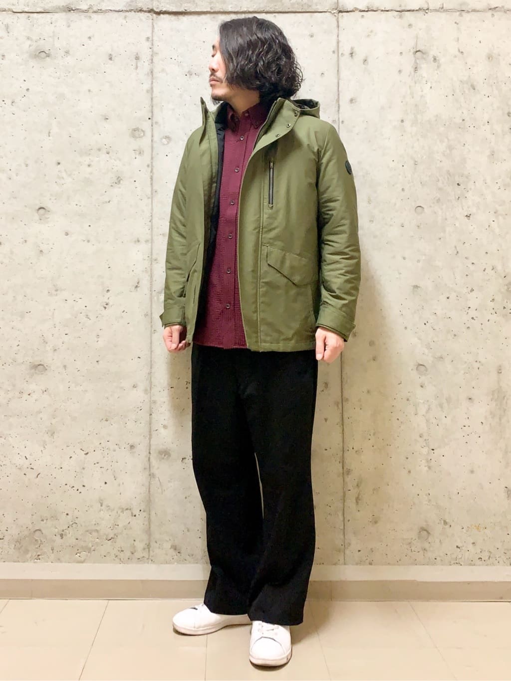 木村剛さんの「TAKEO KIKUCHI｜【抗菌防臭/シーズンレス】シアサッカー ジャージシャツ」を使ったコーディネート