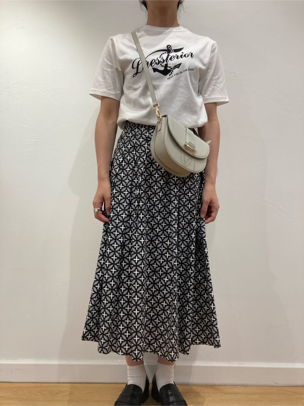 Harukaさんの「DRESSTERIOR｜【撥水加工/Safari5月号掲載】ローファー」を使ったコーディネート