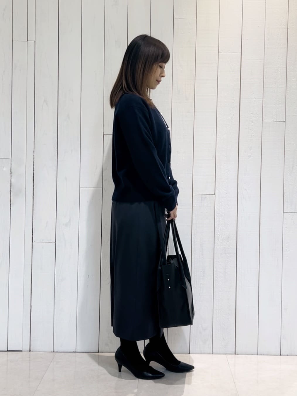 𝑹𝑶𝑴𝑰さんの「INDIVI｜」を使ったコーディネート