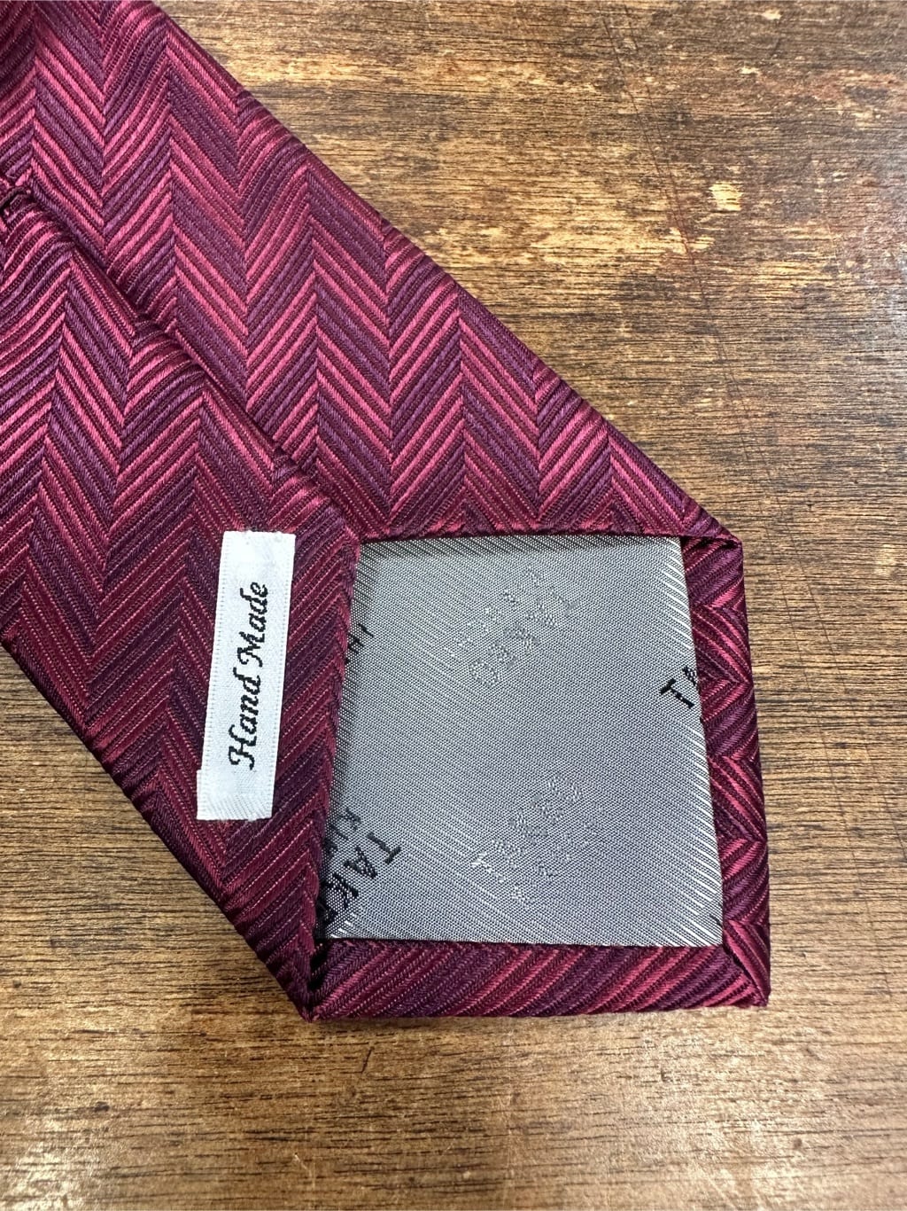 Uさんの「TAKEO KIKUCHI｜【Made in JAPAN】矢絣（やがすり）シルクネクタイ」を使ったコーディネート