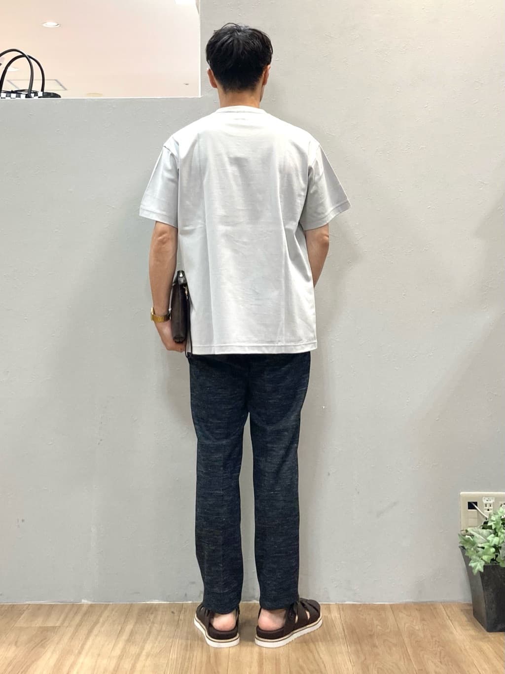 シュンさんの「TAKEO KIKUCHI｜【尾州織】リネンブレンド メッシュパンツ」を使ったコーディネート