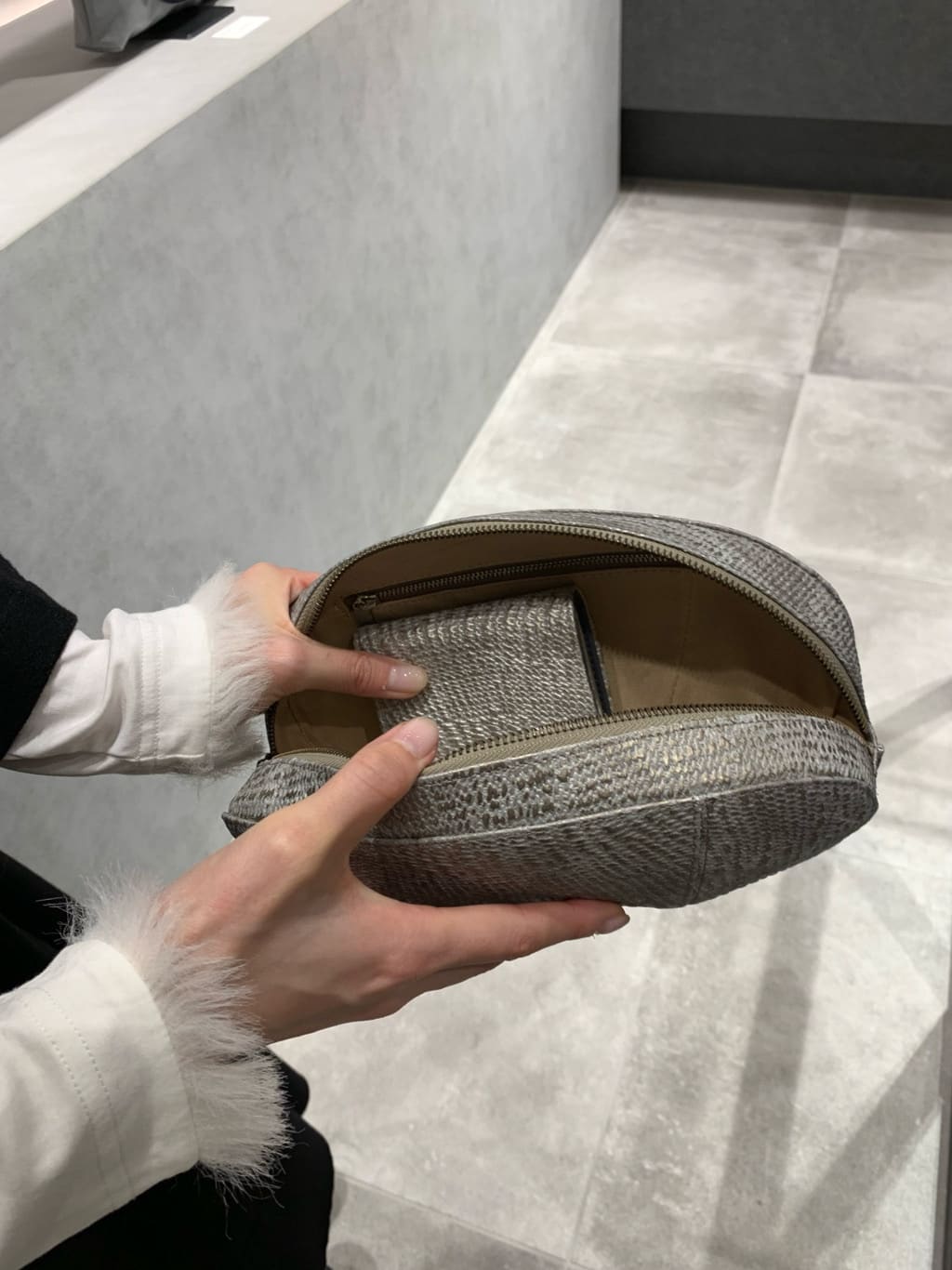 Kさんの「HIROKO HAYASHI｜DAMASCO（ダマスコ）三つ折り財布」を使ったコーディネート