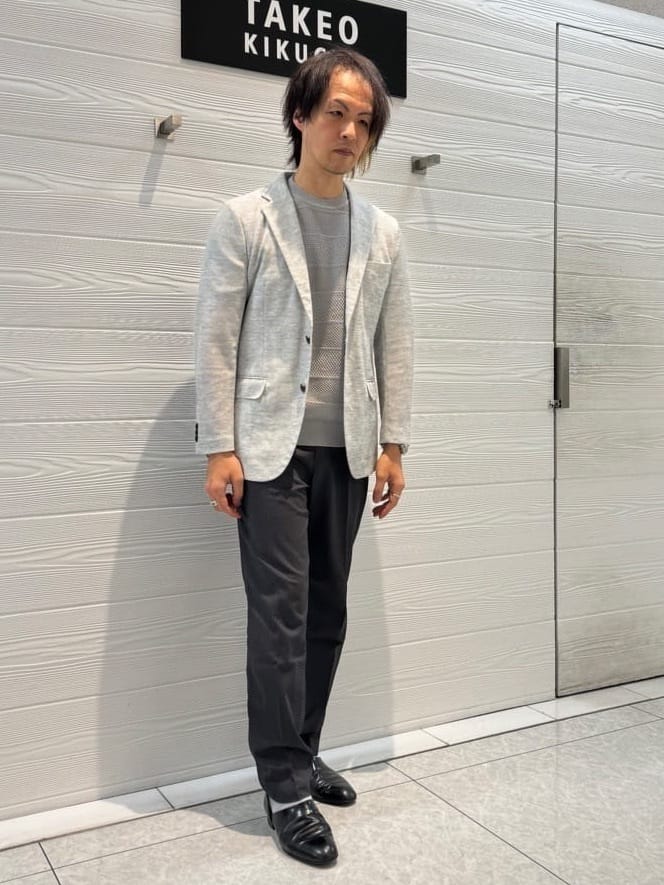 井出恭輔さんの「TAKEO KIKUCHI｜【尾州織】リネンブレンド メッシュ ジャケット」を使ったコーディネート
