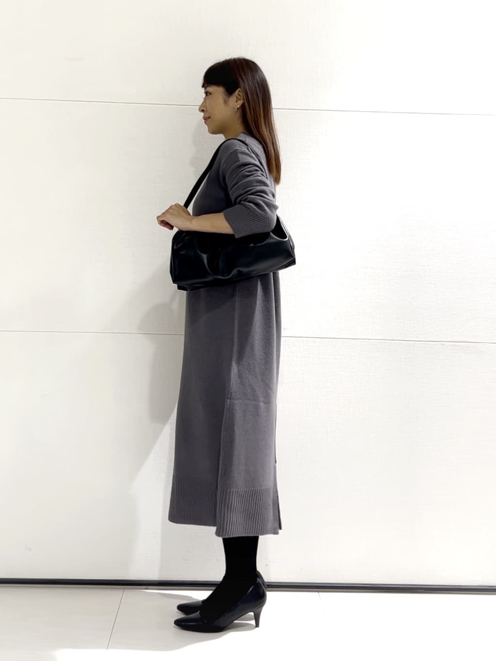 𝑹𝑶𝑴𝑰さんの「INDIVI｜」を使ったコーディネート