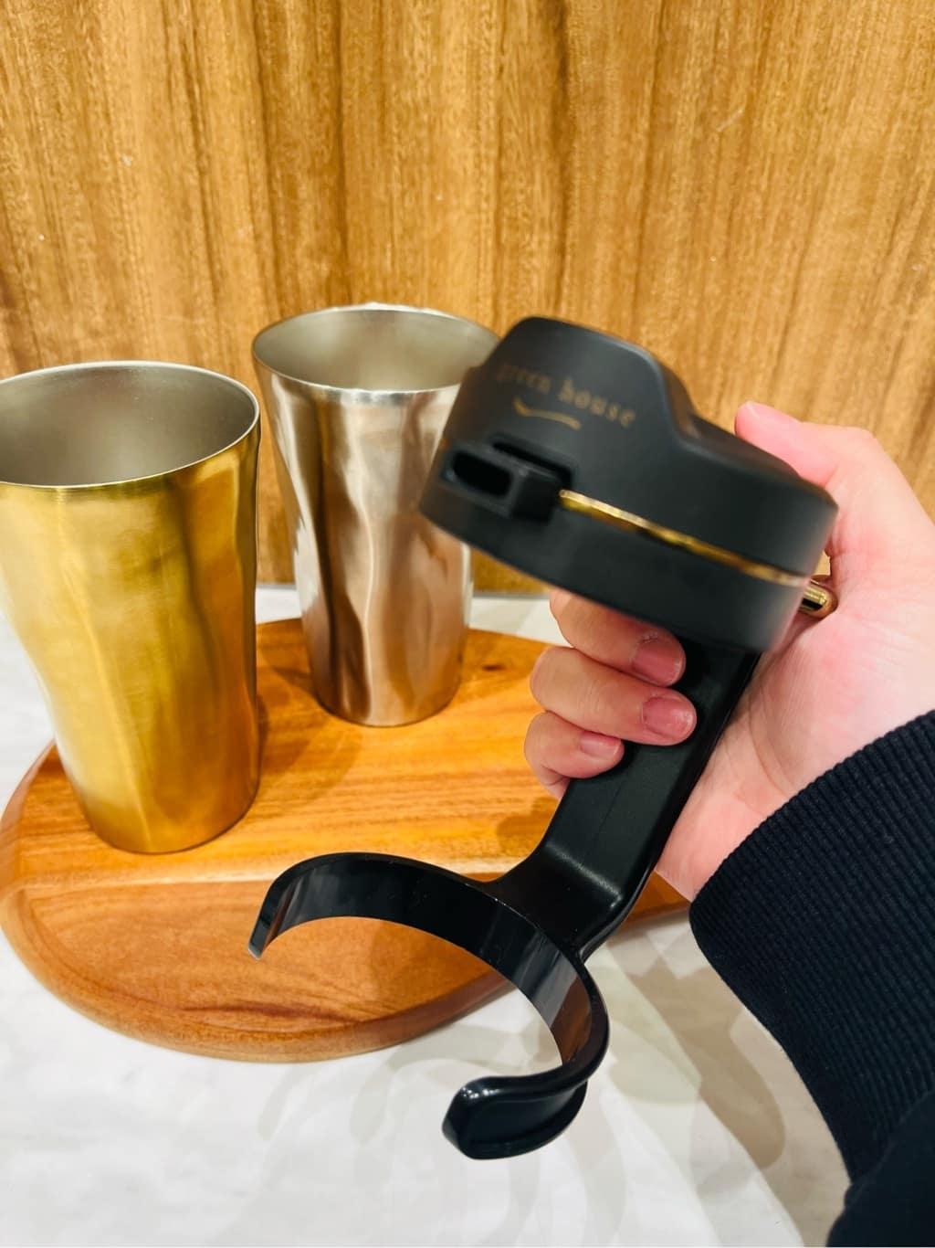 トミーさんの「212 KITCHEN STORE｜ハンディビールサーバー ブラック <GREENHOUSE グリーンハウス>」を使ったコーディネート