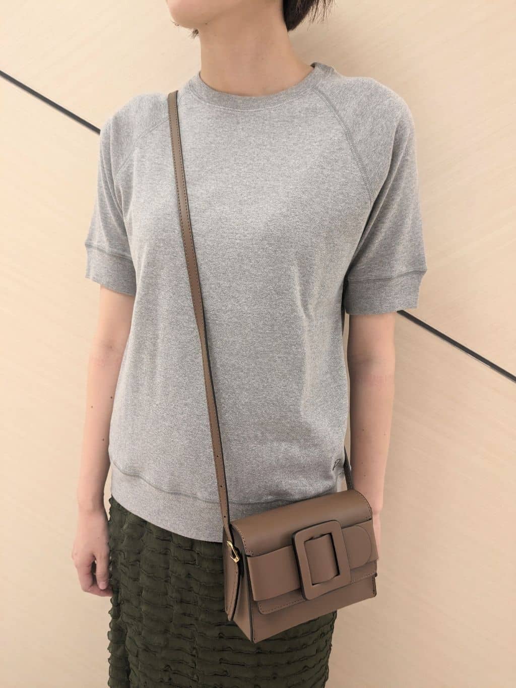 saoriさんの「DRESSTERIOR｜【定番/人気】ラグランハーフスリーブプルオーバー」を使ったコーディネート
