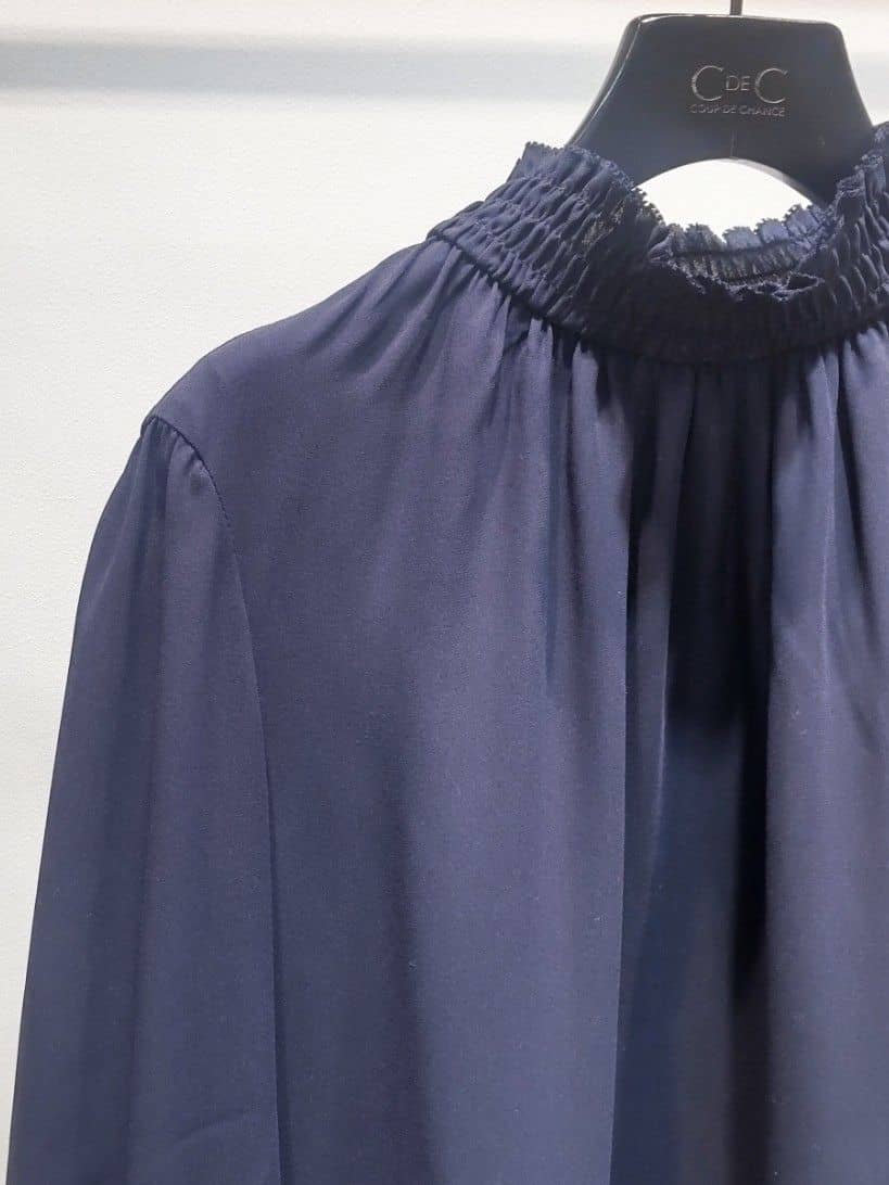 NAさんの「COUP DE CHANCE｜【環境に配慮したデニム】細身デニムパンツ」を使ったコーディネート