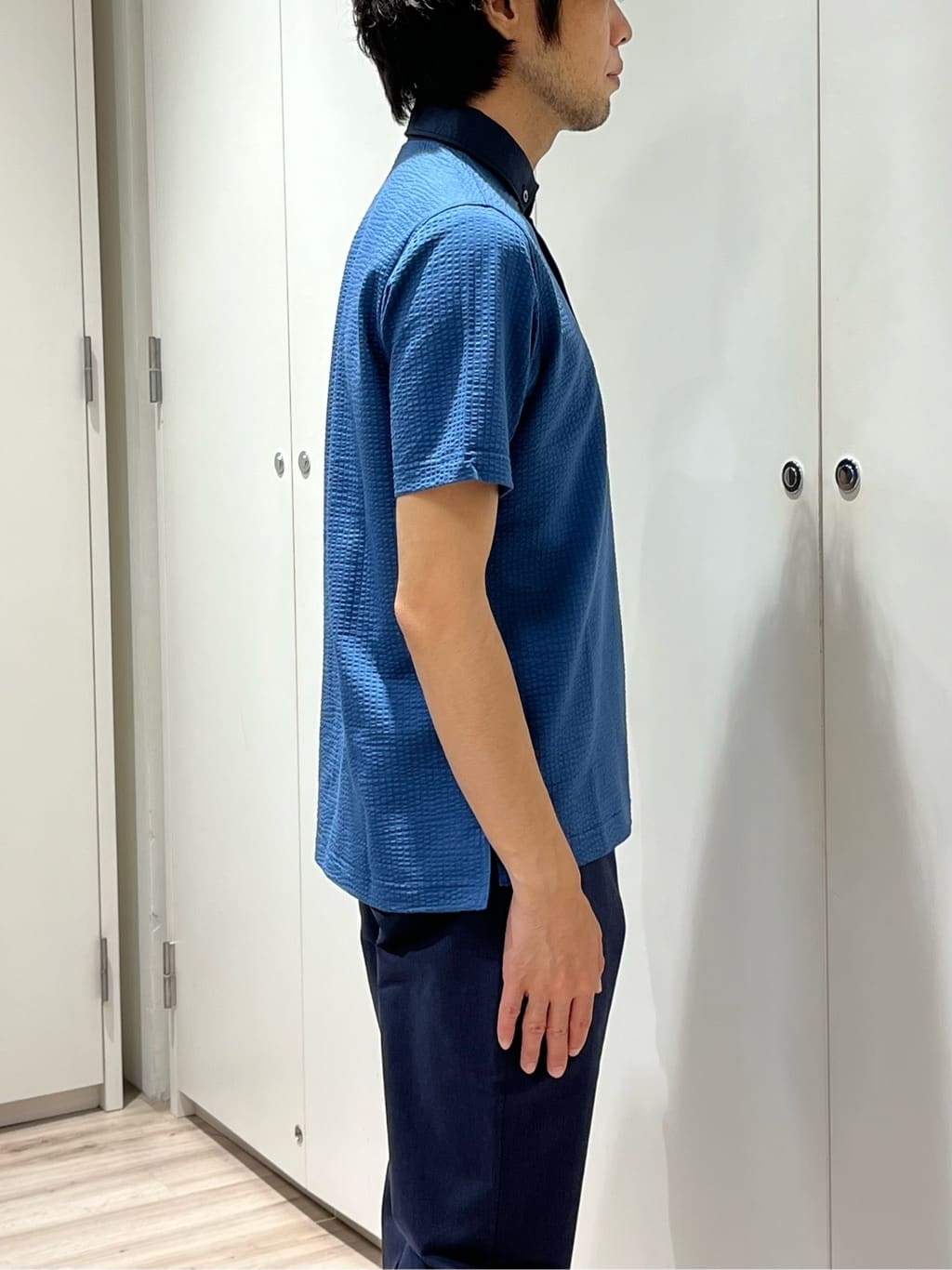 URAさんの「TAKEO KIKUCHI｜【全7サイズ&times;8色展開！】トップマルチヘリンボン パンツ」を使ったコーディネート
