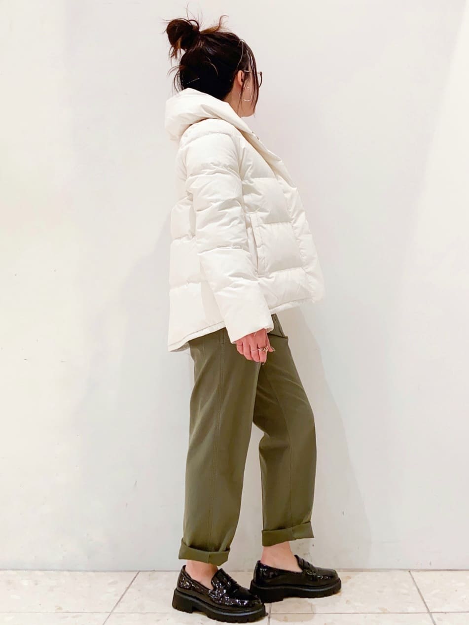 mameさんの「OPAQUE.CLIP｜ストレッチベイカーパンツ／オーガニックコットン混【洗濯機洗い可／ストレッチ】」を使ったコーディネート