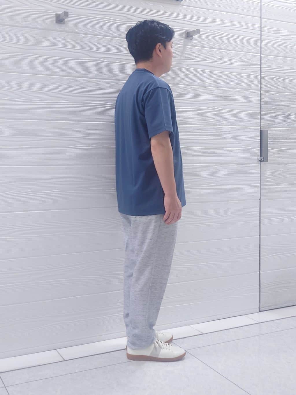 かずさんの「TAKEO KIKUCHI｜【尾州織】リネンブレンド メッシュパンツ」を使ったコーディネート