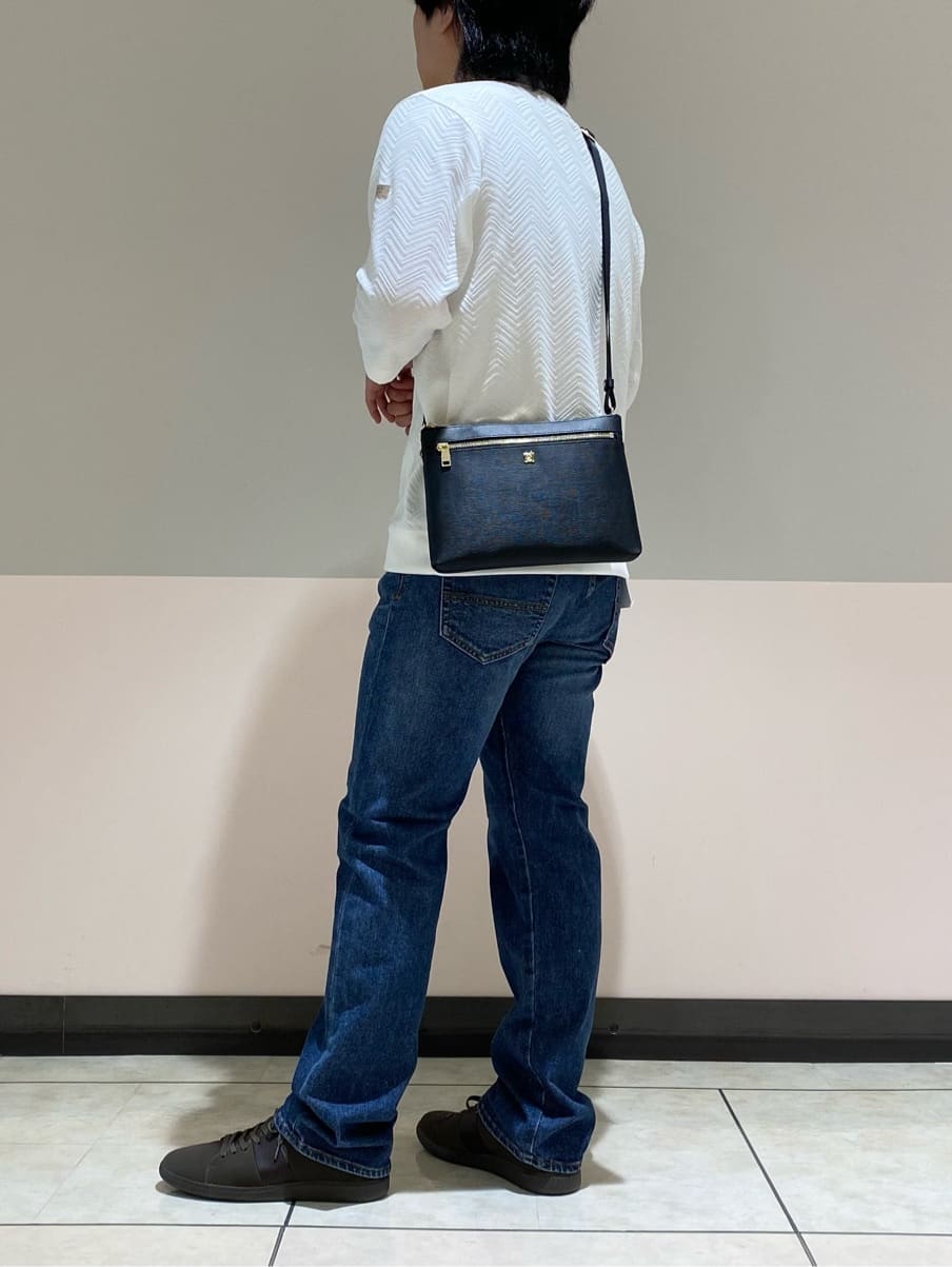 hazuさんの「TAKEO KIKUCHI｜」を使ったコーディネート