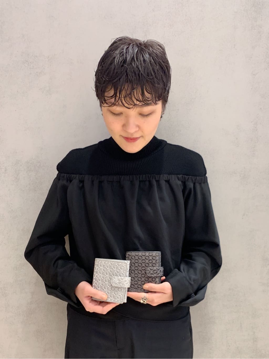 Iさんの「HIROKO HAYASHI｜GIRASOLE（ジラソーレ）薄型二つ折り財布」を使ったコーディネート
