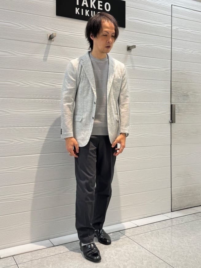 井出恭輔さんの「TAKEO KIKUCHI｜【尾州織】リネンブレンド メッシュ ジャケット」を使ったコーディネート