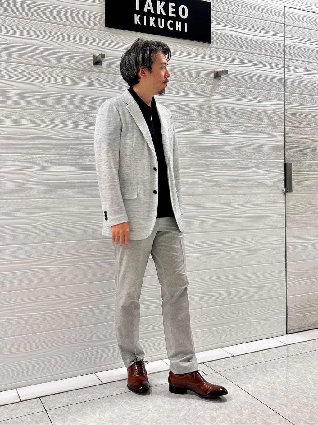 すーさんの「TAKEO KIKUCHI｜【尾州織】リネンブレンド メッシュ ジャケット」を使ったコーディネート