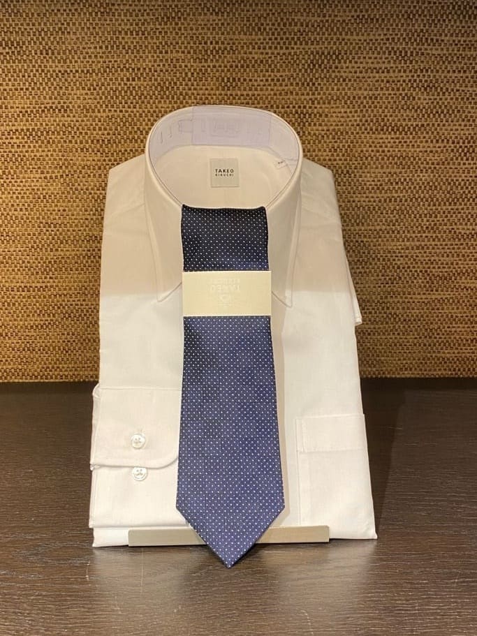 かわぴーさんの「TAKEO KIKUCHI｜【Made in JAPAN】ブロード レギュラーカラー ドレスシャツ」を使ったコーディネート