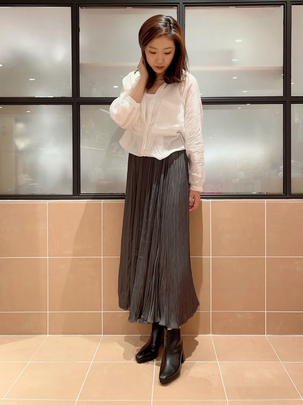 kaoriさんの「ESPERANZA｜【晴雨兼用】ブロックヒールショートブーツ」を使ったコーディネート