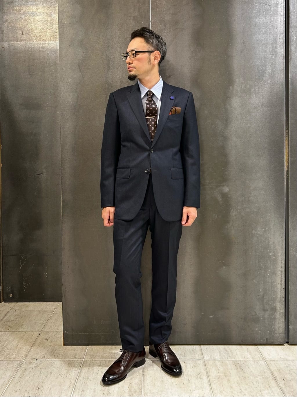 coheyさんの「TAKEO KIKUCHI｜【Made in JAPAN】矢絣（やがすり）スーツ／スリーピース対応」を使ったコーディネート
