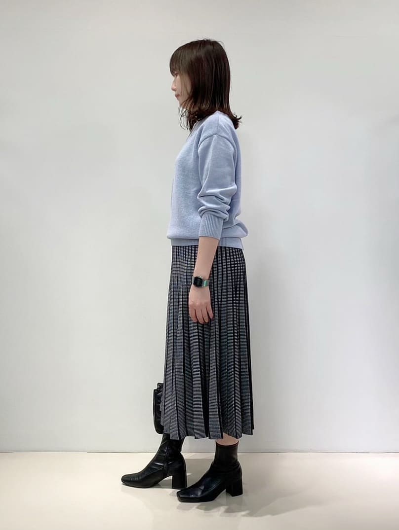 sachiさんの「INDIVI｜【2WAY／前後着用可能】ラメ入りトレンドニット」を使ったコーディネート
