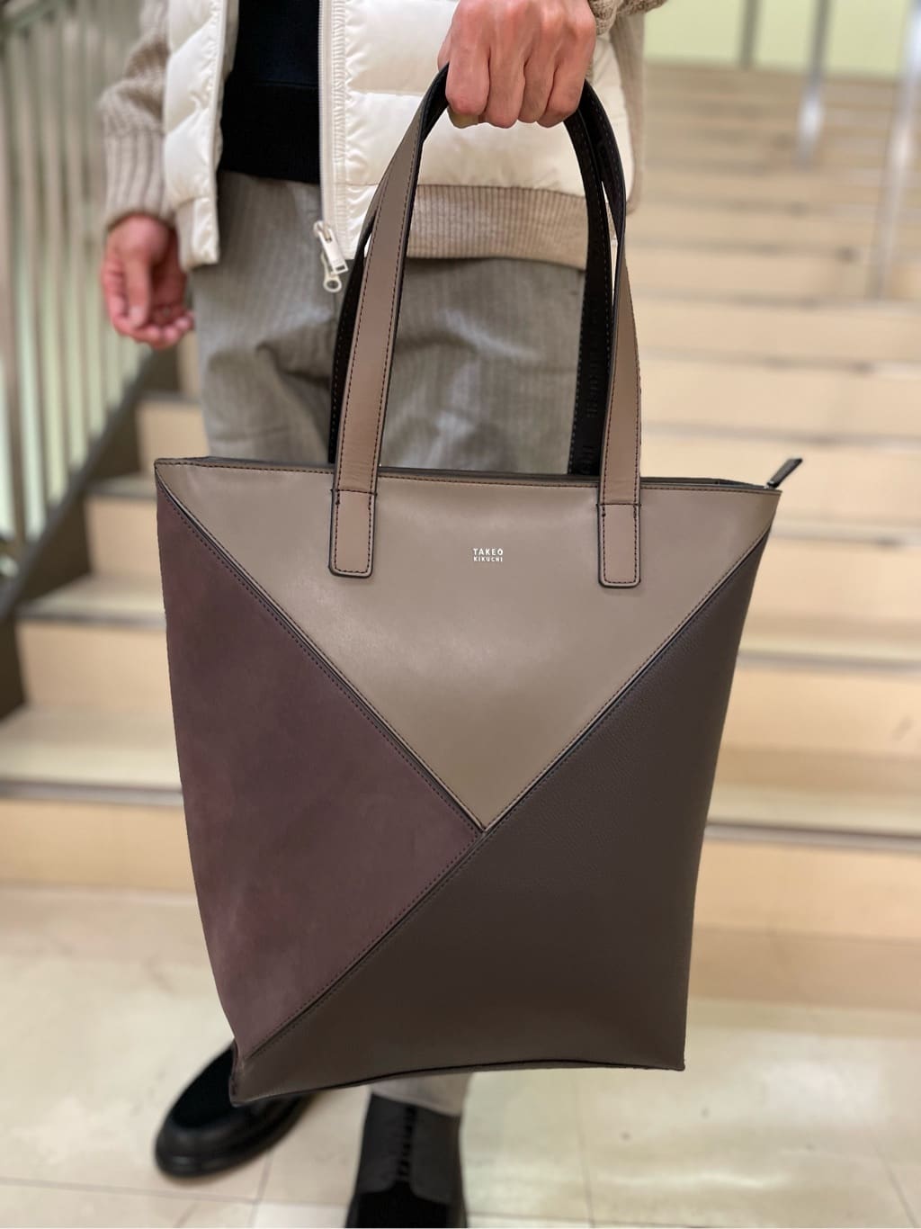 Okdさんの「TAKEO KIKUCHI｜【Made in JAPAN】播州織 ヘリンボン ストレート パンツ」を使ったコーディネート