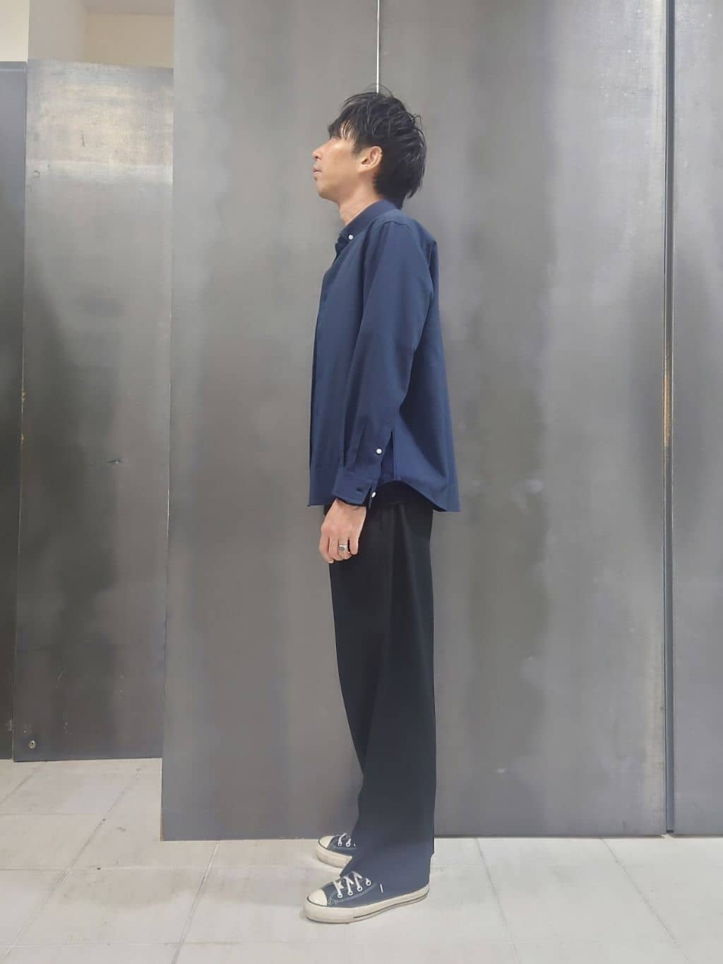 kawamuさんの「TAKEO KIKUCHI｜【抗菌防臭／5サイズ展開】ハイゲージポンチ Tシャツ」を使ったコーディネート