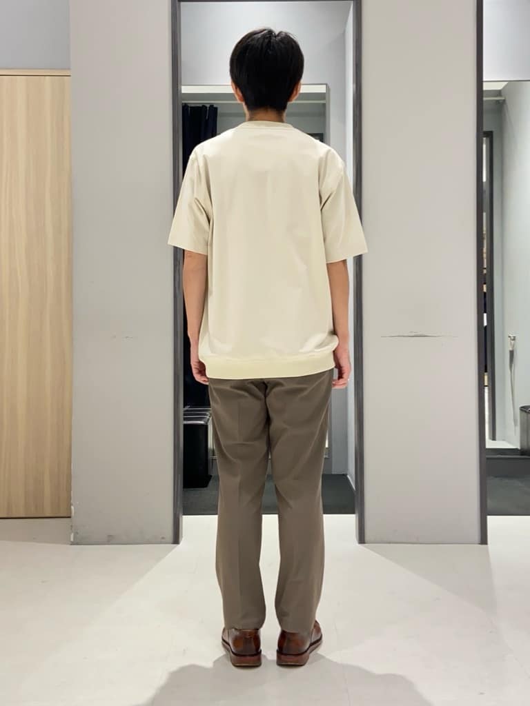 わいずみさんの「TAKEO KIKUCHI｜【抗菌防臭／5サイズ展開】ハイゲージポンチ Tシャツ」を使ったコーディネート